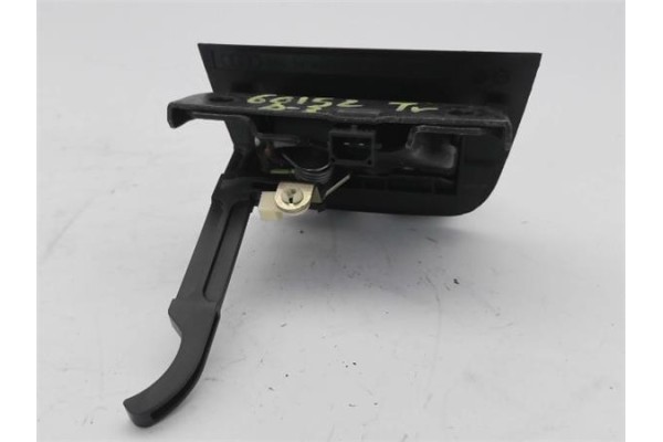 Recambio de cierre electromagnetico porton para audi a3 (8p1) 2.0 tdi 16v referencia OEM IAM 8P3827505  