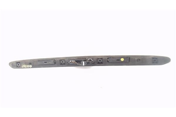 Recambio de moldura porton trasero para bmw serie 3 coupe (e46) 2.5 323 ci referencia OEM IAM 51130000051 51137031085 