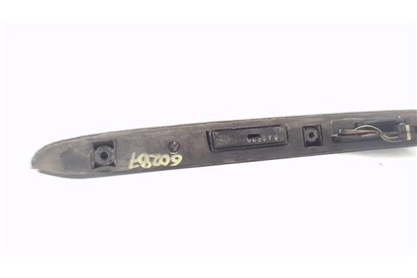 Recambio de moldura porton trasero para bmw serie 3 coupe (e46) 2.5 323 ci referencia OEM IAM 51130000051 51137031085 