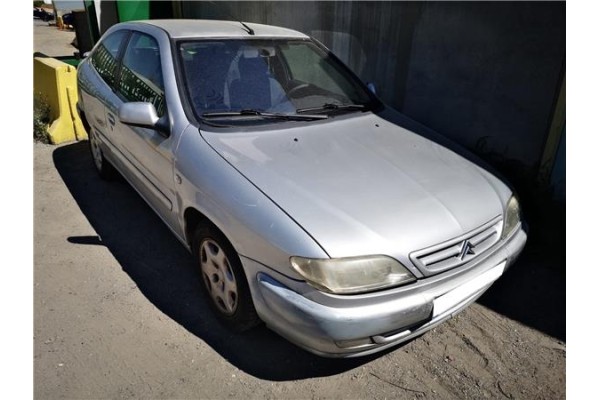 citroen xsara berlina del año 1999