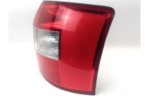 Recambio de piloto trasero derecho para audi a4 avant (8e) 1.9 tdi (96kw) referencia OEM IAM 8E5945218  