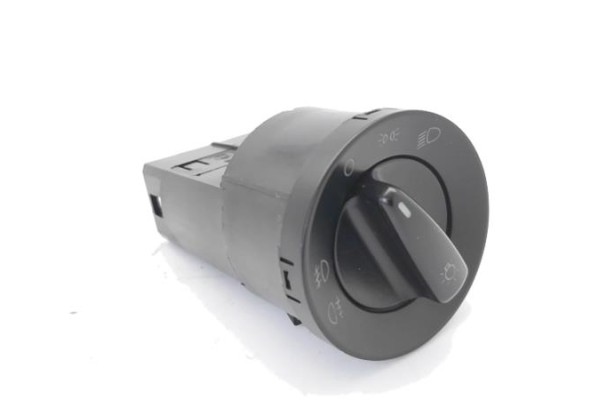 Recambio de conmutador luces para volkswagen golf iv berlina (1j1) 1.8 t referencia OEM IAM BK71C0941  