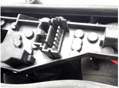 Recambio de piloto trasero derecho para renault laguna ii grandtour (kg0) 1.9 dci (kg0g) referencia OEM IAM 8200002472  