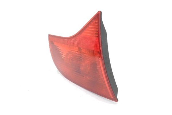 Recambio de piloto interior izquierdo para audi a4 avant (8e) 2.0 tdi 16v referencia OEM IAM 8E9945093A  