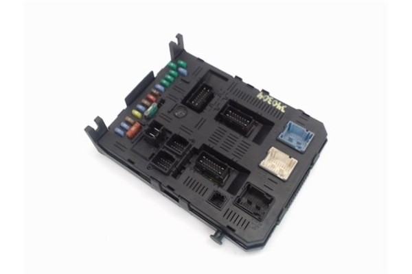 Recambio de centralita para citroen c4 berlina 1.4 16v referencia OEM IAM 9661940480 2004H0501170306 