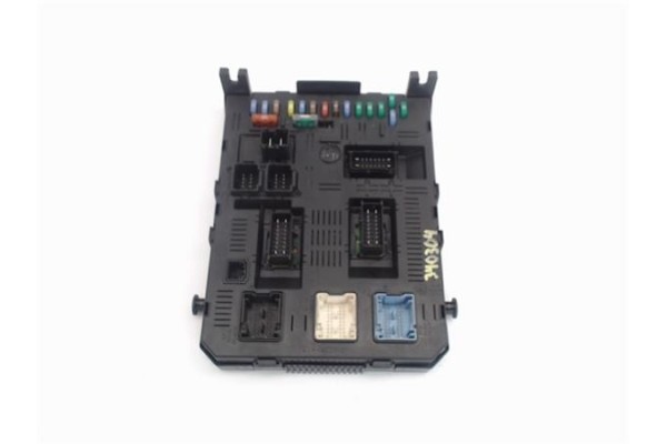 Recambio de centralita para citroen c4 berlina 1.4 16v referencia OEM IAM 9661940480 2004H0501170306 