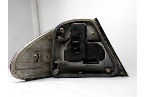Recambio de piloto trasero derecho para mercedes-benz clk (bm 208) coupe 2.0 200 (208.335) referencia OEM IAM A2088200264 GP1405