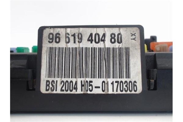 Recambio de centralita para citroen c4 berlina 1.4 16v referencia OEM IAM 9661940480 2004H0501170306 