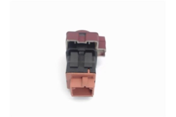 Recambio de interruptor luces emergencia para citroen c4 berlina 1.4 16v referencia OEM IAM 96480877KR  