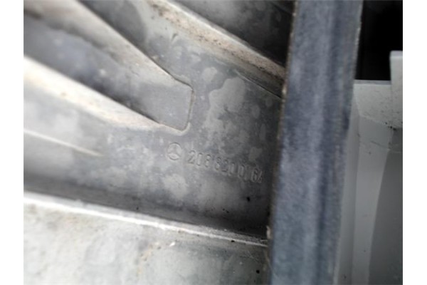 Recambio de piloto trasero izquierdo para mercedes-benz clk (bm 208) coupe 2.0 200 (208.335) referencia OEM IAM 2088200164  A208