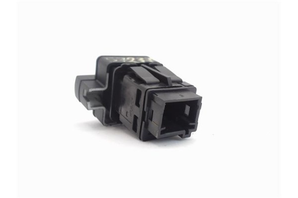 Recambio de boton cierre centralizado para citroen c4 berlina 1.4 16v referencia OEM IAM 9676626XT  