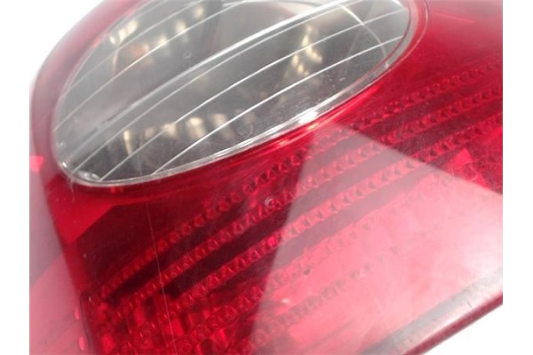 Recambio de piloto trasero izquierdo para renault clio ii fase i (b/cb0) 1.5 dci (b/cb07) referencia OEM IAM 8200714130 80023922