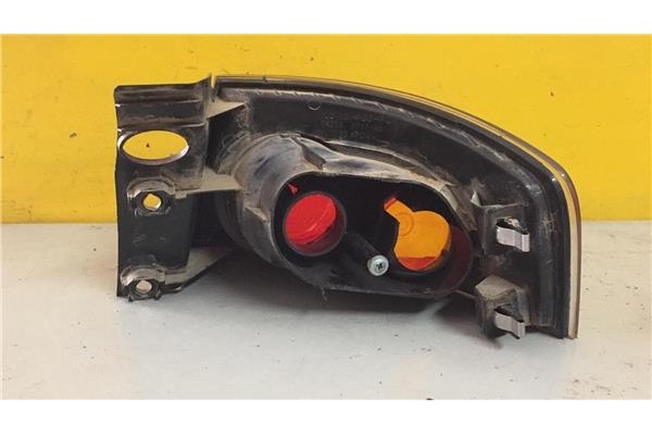 Recambio de piloto trasero izquierdo para seat ibiza (6l1) 1.2 cool referencia OEM IAM 6L6945095A  