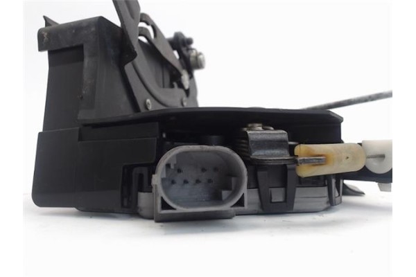 Recambio de cierre electromagnetico delantero derecho para bmw serie 3 compacto (e46) 2.0 320td referencia OEM IAM 51218253433  