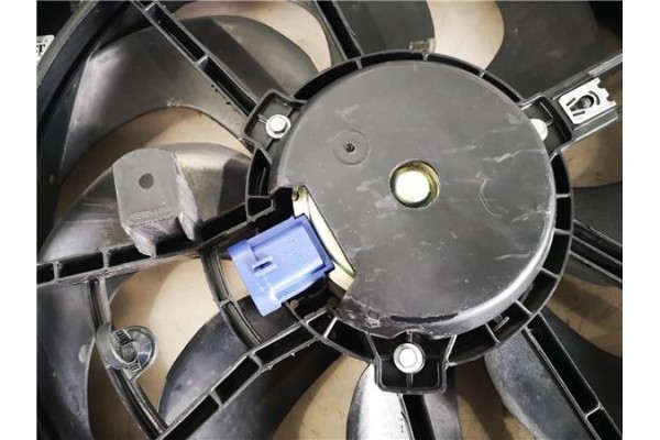 Recambio de electroventilador para renault clio iv 0.9 limited referencia OEM IAM 214818009R  