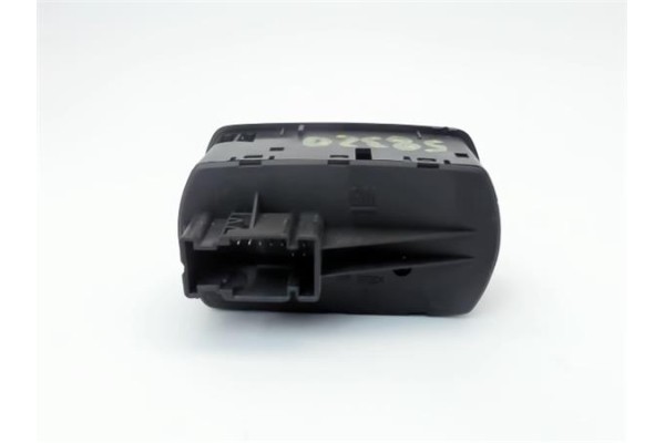 Recambio de mando elevalunas para opel corsa d 1.3 cdti referencia OEM IAM 13258521 315625731 