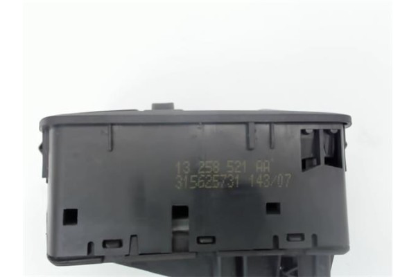 Recambio de mando elevalunas para opel corsa d 1.3 cdti referencia OEM IAM 13258521 315625731 