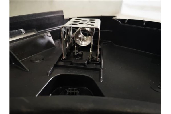 Recambio de electroventilador para renault clio iv 0.9 limited referencia OEM IAM 214818009R  