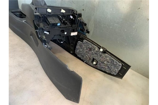 Recambio de embellecedor consola central para renault clio v 1.0 business referencia OEM IAM 969155134R 251752075R 