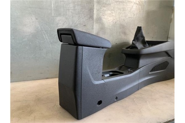 Recambio de embellecedor consola central para renault clio v 1.0 business referencia OEM IAM 969155134R 251752075R 