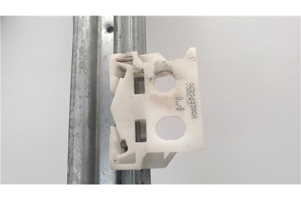 Recambio de mecanismo elevalunas delantero izquierdo para citroen c4 grand picasso referencia OEM IAM 9682493880  