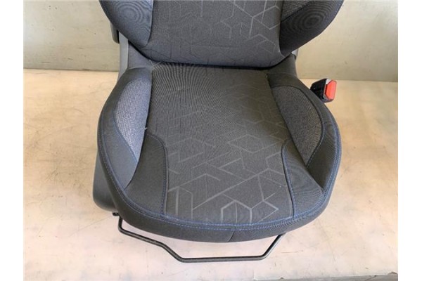 Recambio de asiento delantero derecho para peugeot 2008 1.2 access referencia OEM IAM 16352560NN 16352558NN 