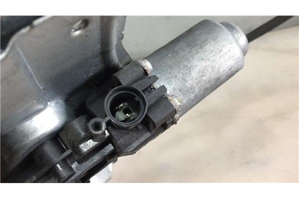 Recambio de mecanismo elevalunas delantero izquierdo para renault clio iii 1.2 referencia OEM IAM 8200291145 4000860F 8200291148