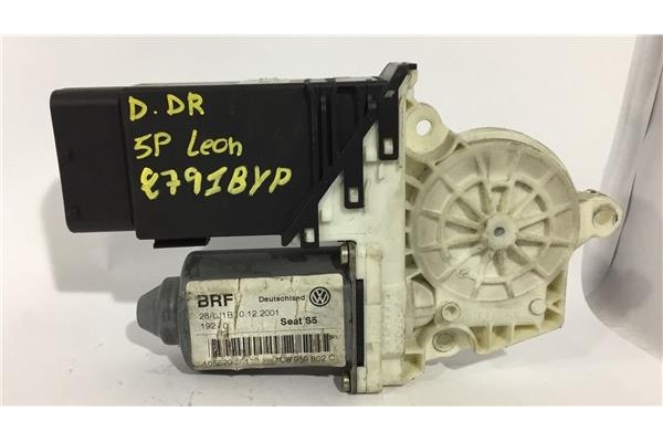Recambio de motor elevalunas delantero derecho para seat leon (1m1) 1.6 16 v referencia OEM IAM 1C8959802C 105529301 