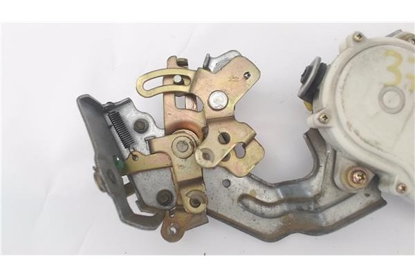 Recambio de cierre electromagnetico porton para suzuki vitara (se/sf/et) 1.6 i 16v (et, ta02) referencia OEM IAM 8317058B00  