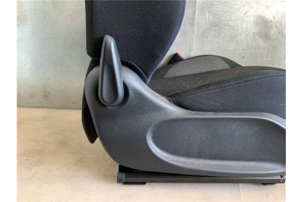 Recambio de asiento delantero derecho para peugeot 2008 1.2 access referencia OEM IAM 16352560NN 16352558NN 