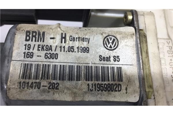 Recambio de motor elevalunas delantero derecho para seat toledo (1m2) 1.9 tdi referencia OEM IAM 1J1959802D 101470202 