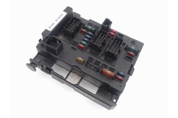 Recambio de caja fusibles/rele para peugeot 307 (s1) 1.6 xr referencia OEM IAM 9650664180  