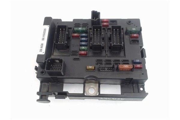 Recambio de caja fusibles/rele para peugeot 307 (s1) 1.6 xr referencia OEM IAM 9650664180  