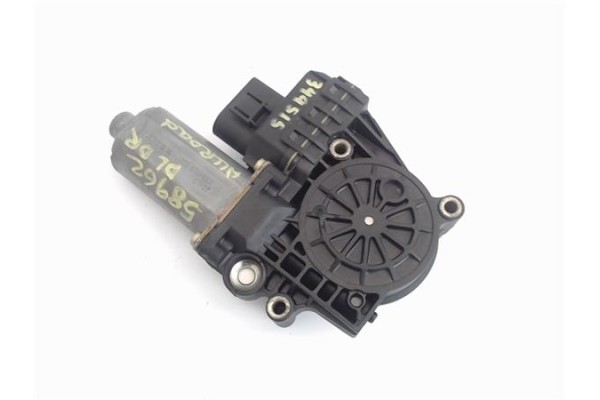 Recambio de motor elevalunas delantero derecho para audi allroad quattro (4b5) 2.5 tdi (132kw) referencia OEM IAM 0130821774 4B0