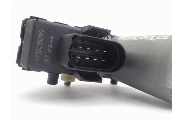 Recambio de motor elevalunas delantero derecho para audi allroad quattro (4b5) 2.5 tdi (132kw) referencia OEM IAM 0130821774 4B0