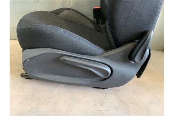 Recambio de asiento delantero izquierdo para peugeot 2008 1.2 access referencia OEM IAM 16352556NN 16352559NN 