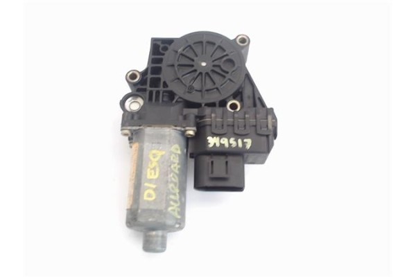 Recambio de motor elevalunas delantero izquierdo para audi allroad quattro (4b5) 2.5 tdi (132kw) referencia OEM IAM 4B0959801E  