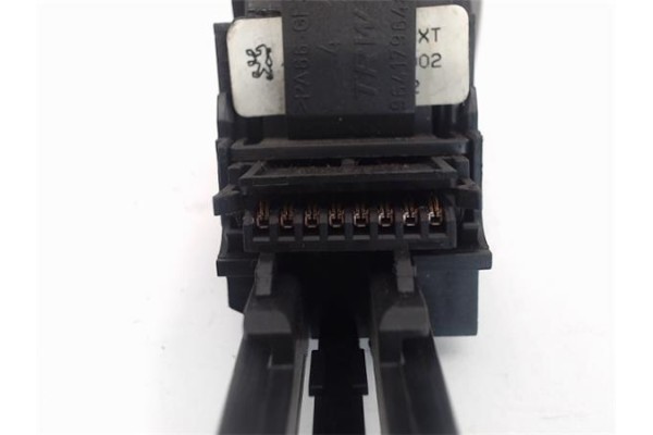 Recambio de mando multifuncion para peugeot 307 break / sw (s1) referencia OEM IAM 9641796480  