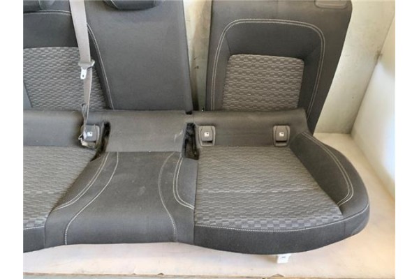 Recambio de asientos traseros para opel astra k berlina 5p 1.6 dynamic referencia OEM IAM 39084315 13506739 