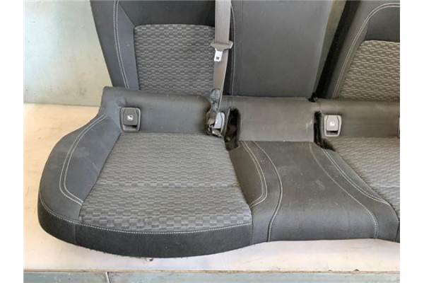 Recambio de asientos traseros para opel astra k berlina 5p 1.6 dynamic referencia OEM IAM 39084315 13506739 