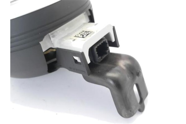 Recambio de cuadro instrumentos para renault twingo ii 1.2 16v (c06c, c06d, c06k) referencia OEM IAM 8200470973  