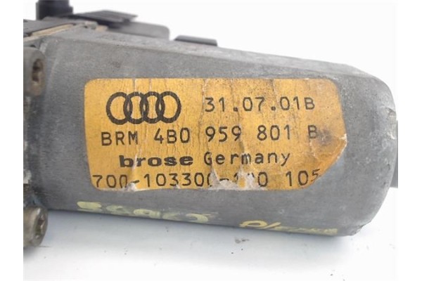 Recambio de motor elevalunas trasero izquierdo para audi allroad quattro (4b5) 2.5 tdi (132kw) referencia OEM IAM 4B0959801B  