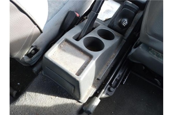 Recambio de consola para suzuki vitara (se/sf/et) 1.6 i 16v (et, ta02) referencia OEM IAM 7392179E00T01  
