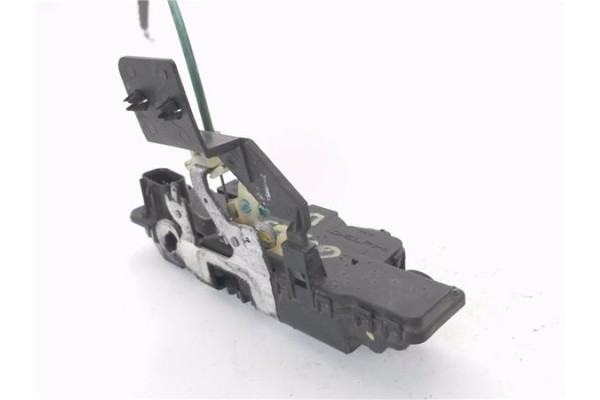 Recambio de cierre electromagnetico delantero derecho para fiat stilo (192) 1.9 jtd (192_xe1a) referencia OEM IAM 51753227  