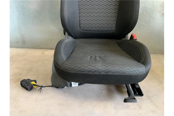 Recambio de asiento delantero derecho para opel astra k berlina 5p 1.6 dynamic referencia OEM IAM 13404925 39021497 