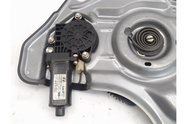 Recambio de elevalunas electrico delantero izquierdo para hyundai trajet (fo) referencia OEM IAM 824503A000  