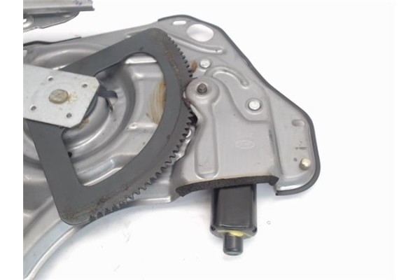 Recambio de elevalunas electrico delantero izquierdo para hyundai trajet (fo) referencia OEM IAM 824503A000  