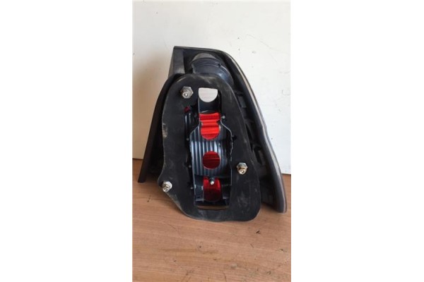 Recambio de piloto trasero izquierdo para bmw serie 3 compacto (e46) 1.8 316ti referencia OEM IAM 6920241  