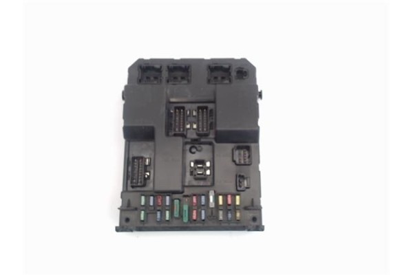 Recambio de caja fusibles/rele para peugeot 307 (s1) 1.6 xr referencia OEM IAM 9651197080  
