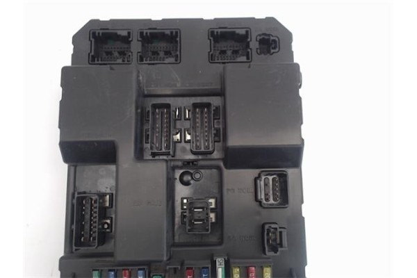Recambio de caja fusibles/rele para peugeot 307 (s1) 1.6 xr referencia OEM IAM 9651197080  